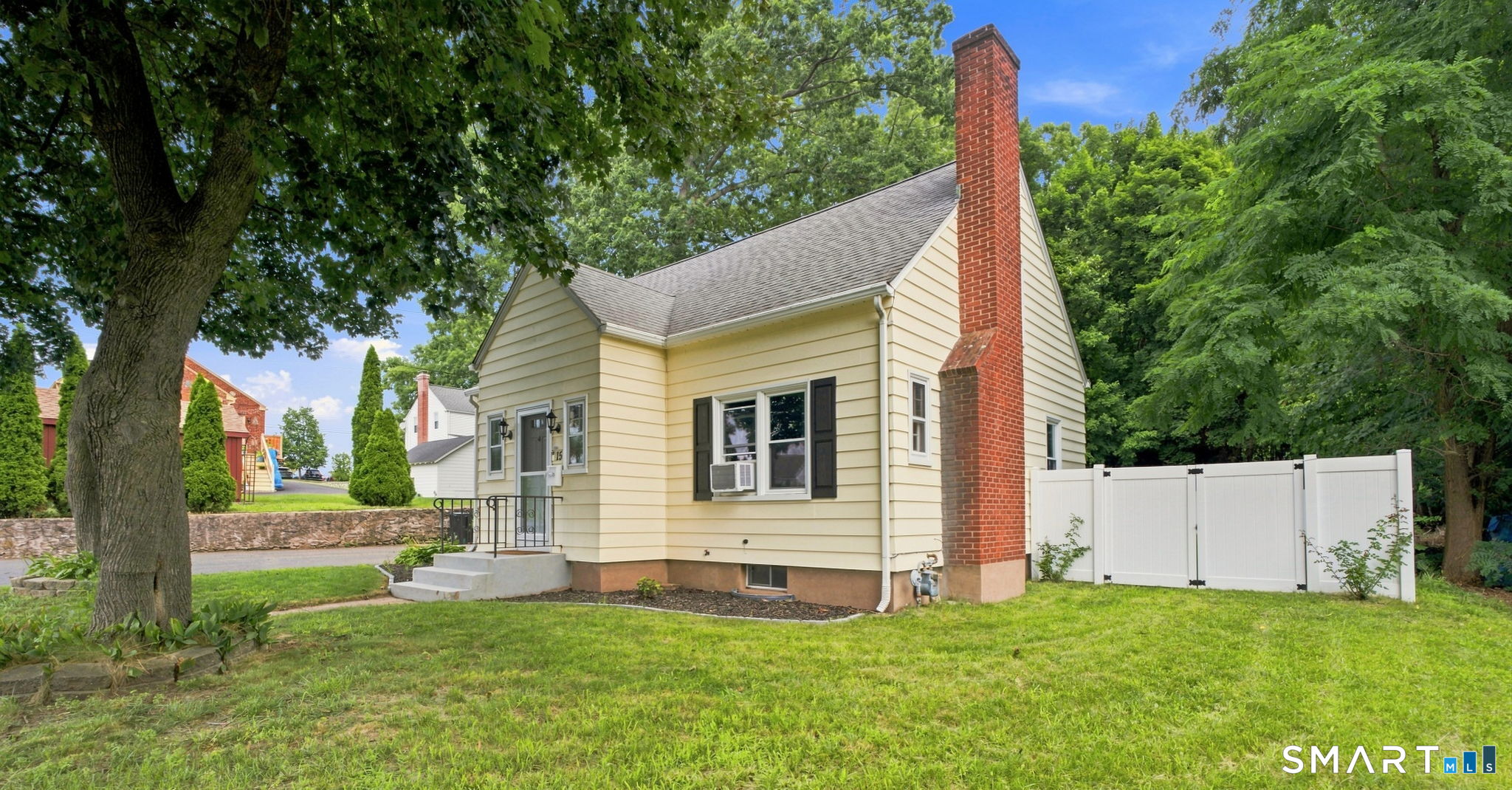 15 Liberty Street Manchester CT 06040