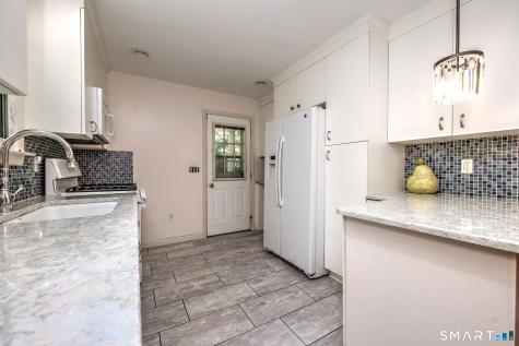85 Sunset Avenue Milford CT 06460