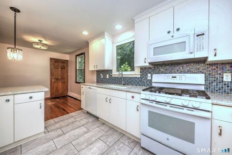 85 Sunset Avenue Milford CT 06460