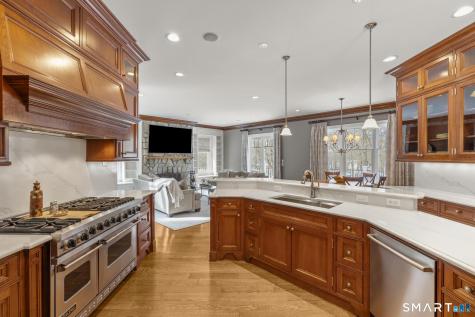 55 Tanners Drive Wilton CT 06897