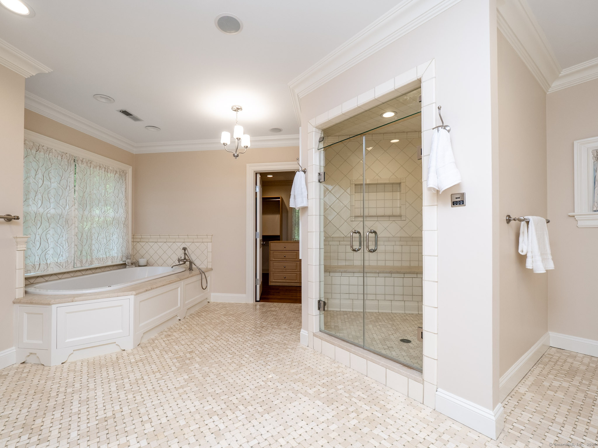 55 Tanners Drive Wilton CT 06897