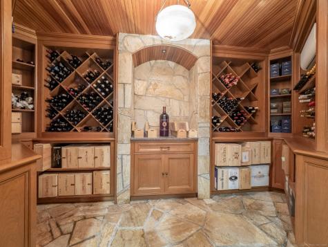 55 Tanners Drive Wilton CT 06897