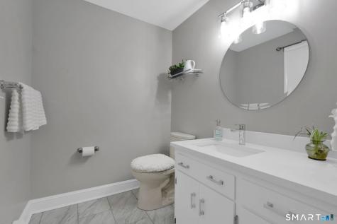 19 Kennedy Road Manchester CT 06042