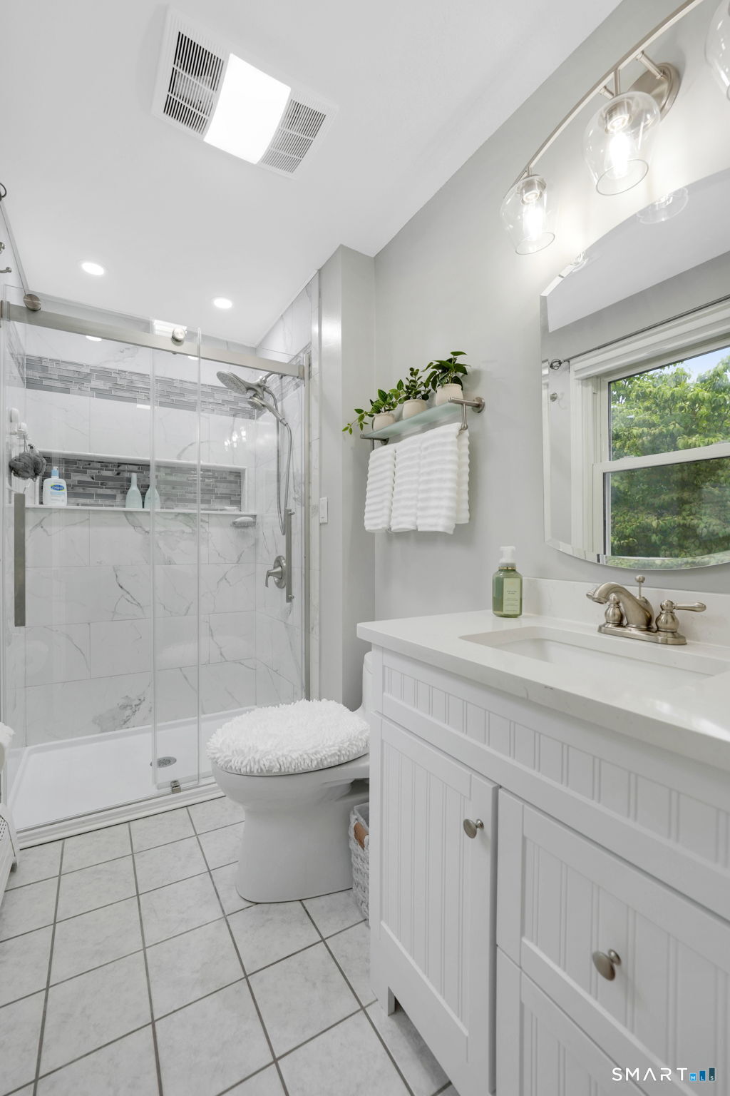 19 Kennedy Road Manchester CT 06042