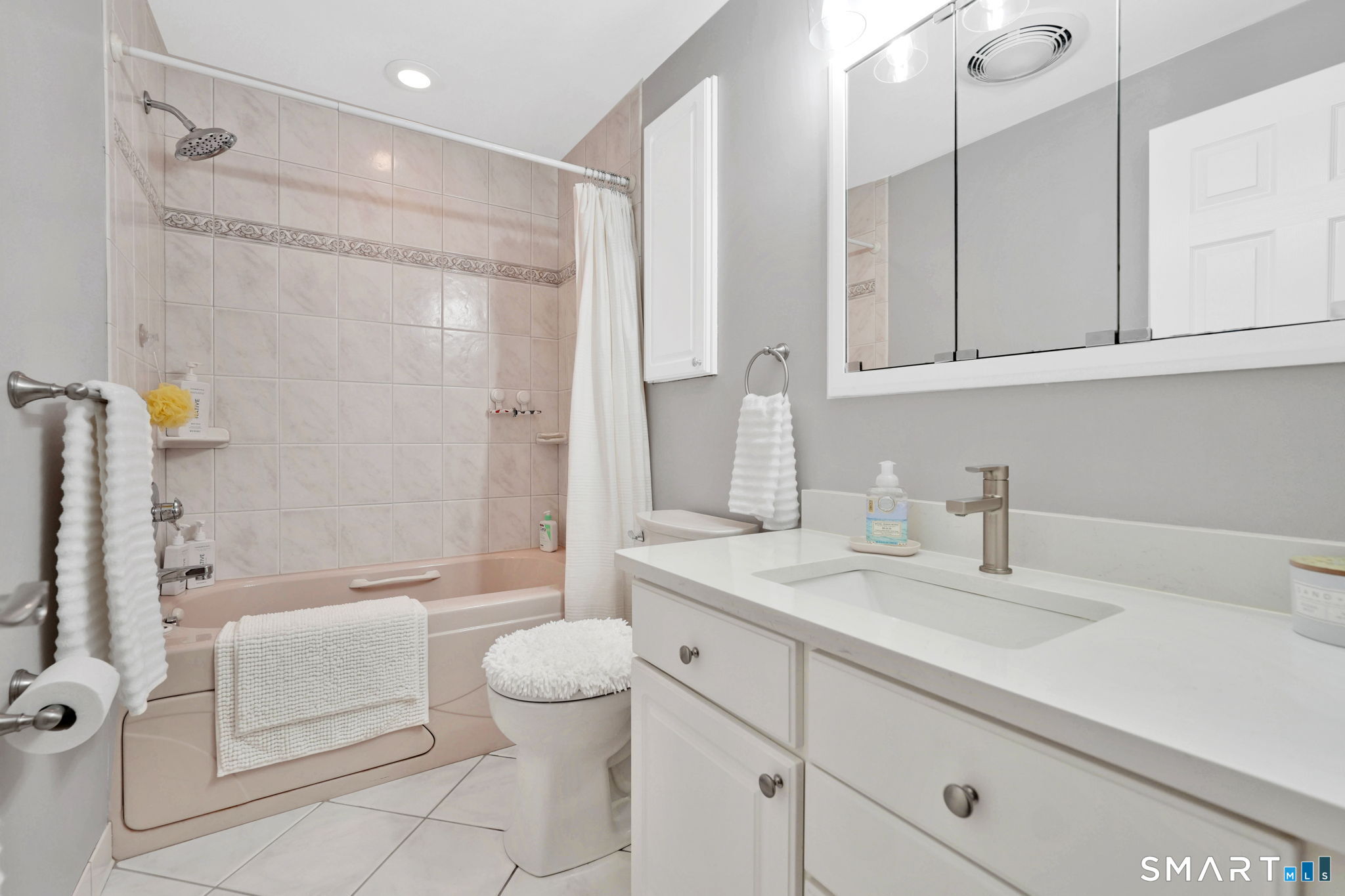 19 Kennedy Road Manchester CT 06042