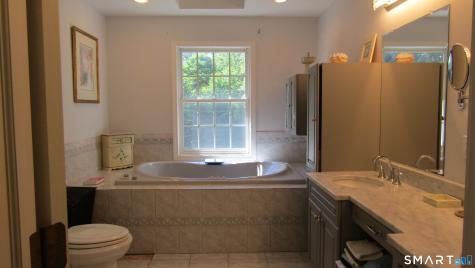 3 O'keefe Lane New Hartford CT 06057