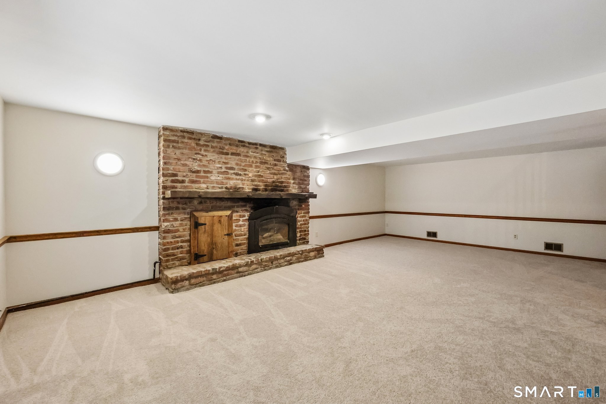 439 Brewster Road Bristol CT 06010