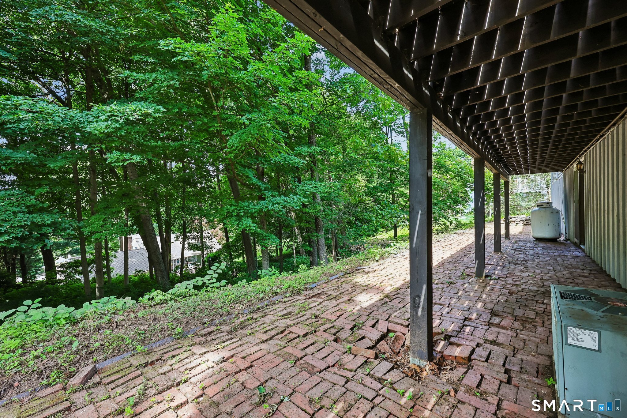 439 Brewster Road Bristol CT 06010