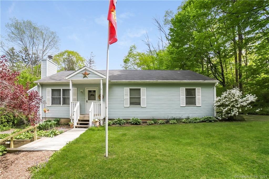 9 Chain Trail Southbury CT 06488