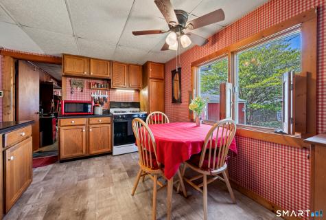 12 Booth Road Enfield CT 06082