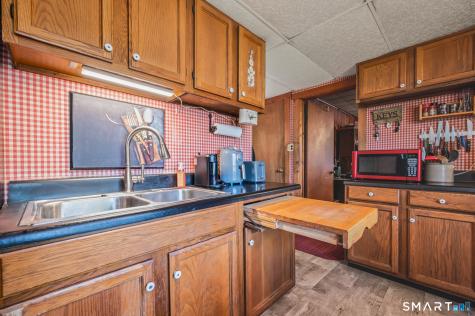12 Booth Road Enfield CT 06082