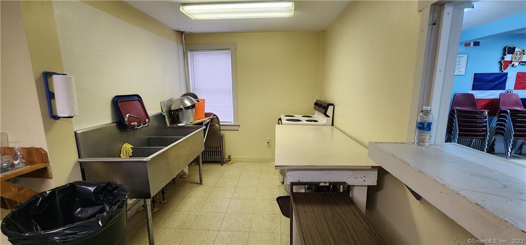 60 Jay Street New London CT 06320