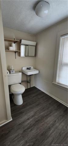 60 Jay Street New London CT 06320