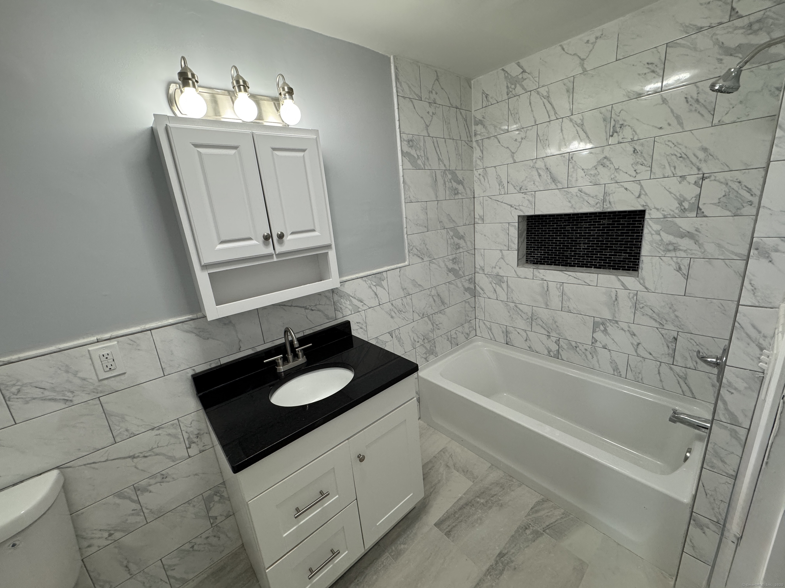 75 Cleveland Avenue Hartford CT 06120