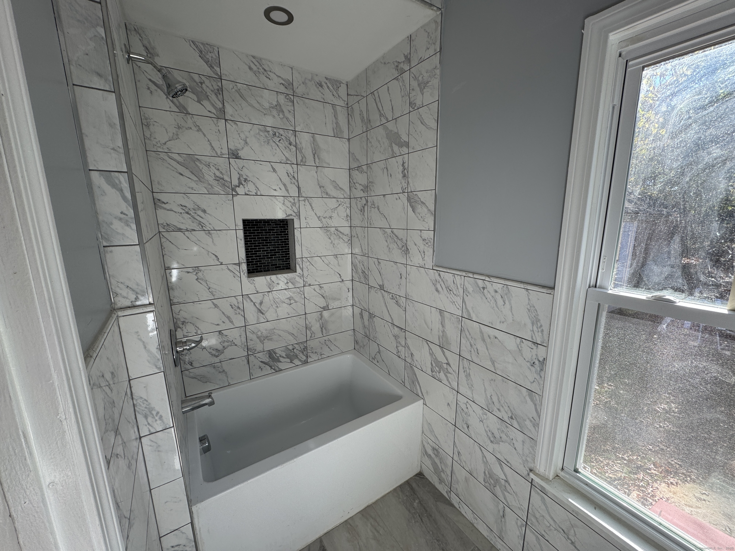 75 Cleveland Avenue Hartford CT 06120