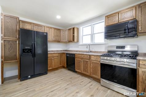 206 Ridgefield Avenue Bridgeport CT 06610