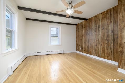 206 Ridgefield Avenue Bridgeport CT 06610