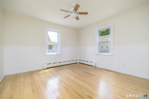 206 Ridgefield Avenue Bridgeport CT 06610