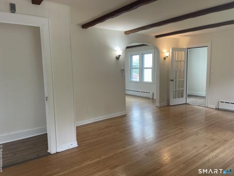 206 Ridgefield Avenue Bridgeport CT 06610