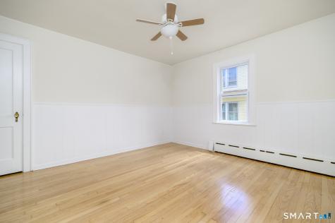 206 Ridgefield Avenue Bridgeport CT 06610