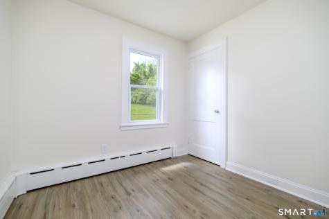 206 Ridgefield Avenue Bridgeport CT 06610