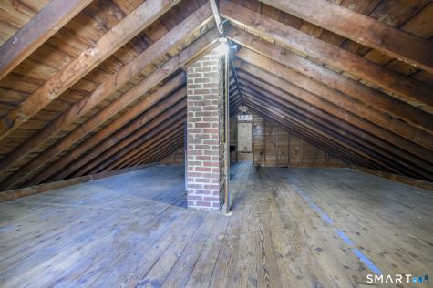 206 Ridgefield Avenue Bridgeport CT 06610