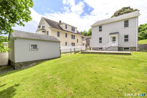 206 Ridgefield Avenue Bridgeport CT 06610