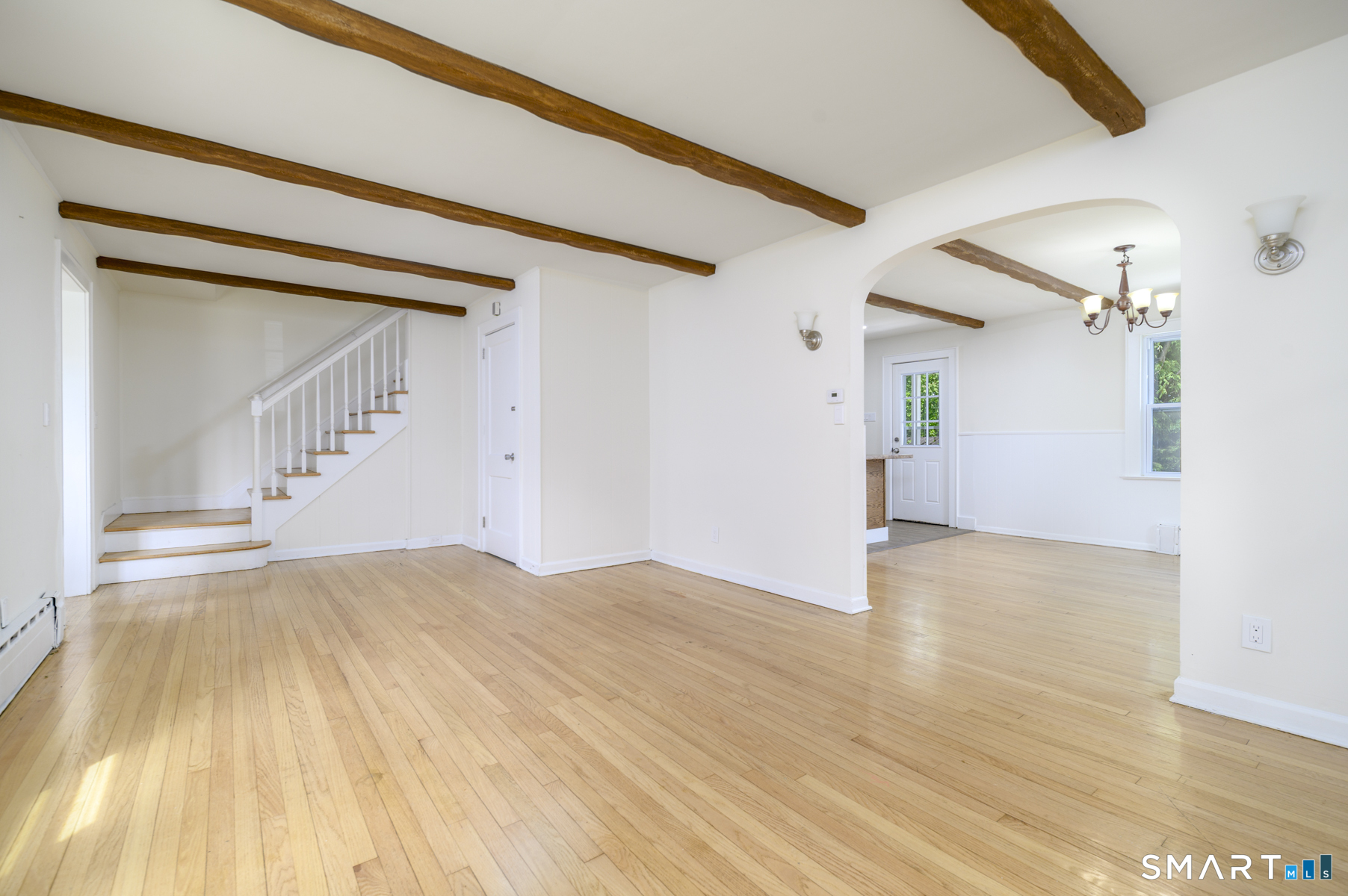 206 Ridgefield Avenue Bridgeport CT 06610