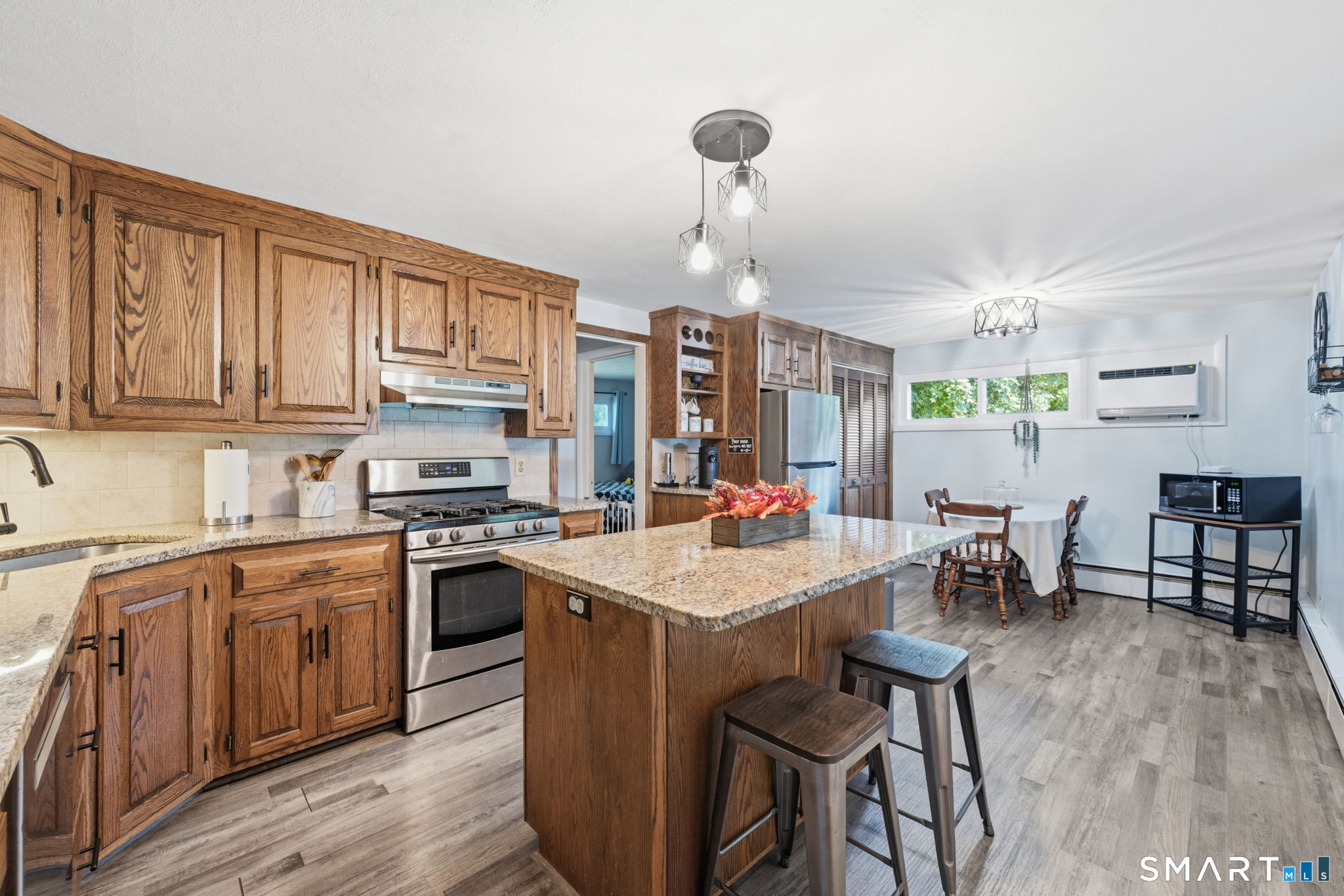 138 Kelly Road South Windsor CT 06074