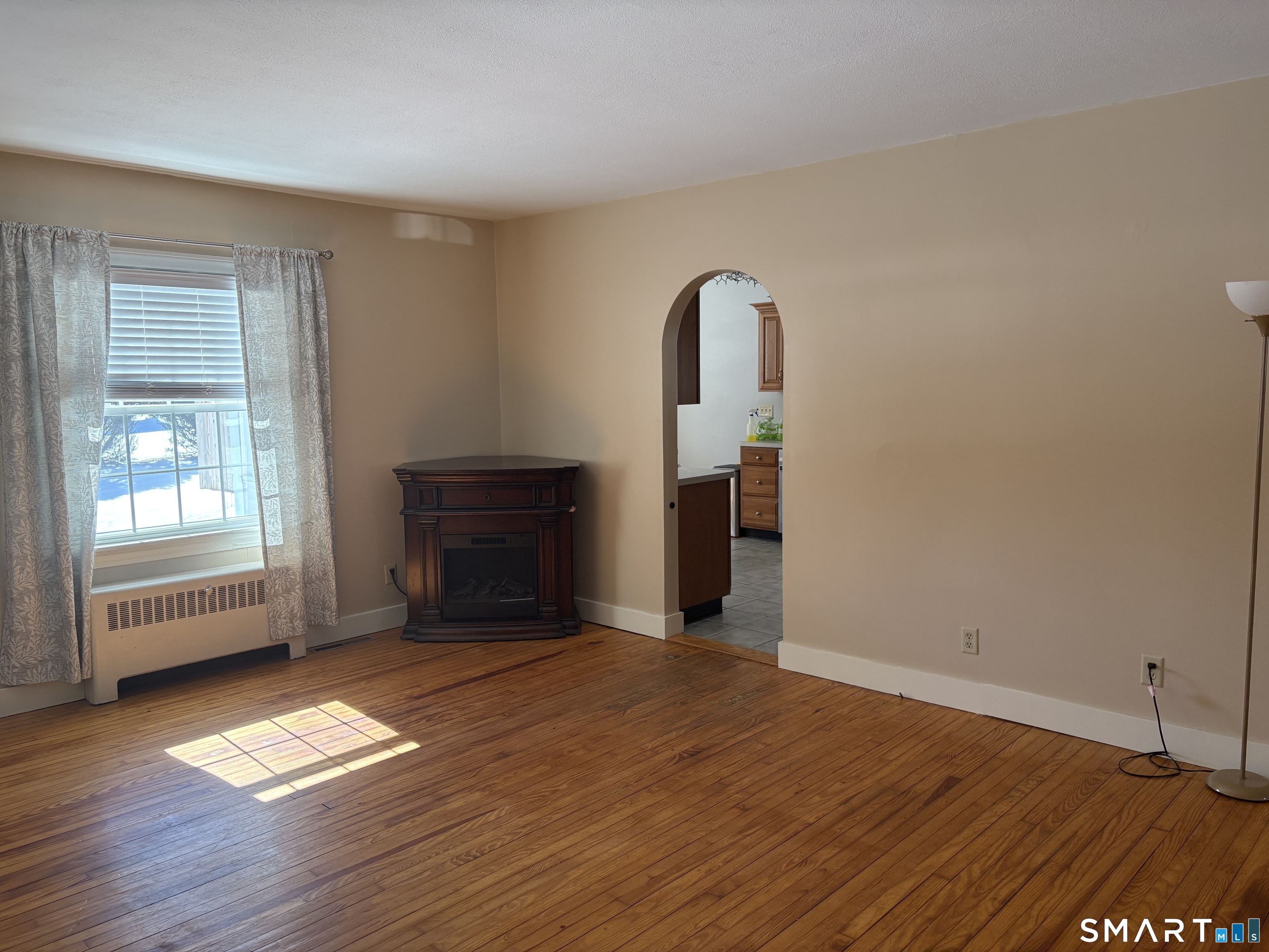 39 South Windham Road Windham CT 06226