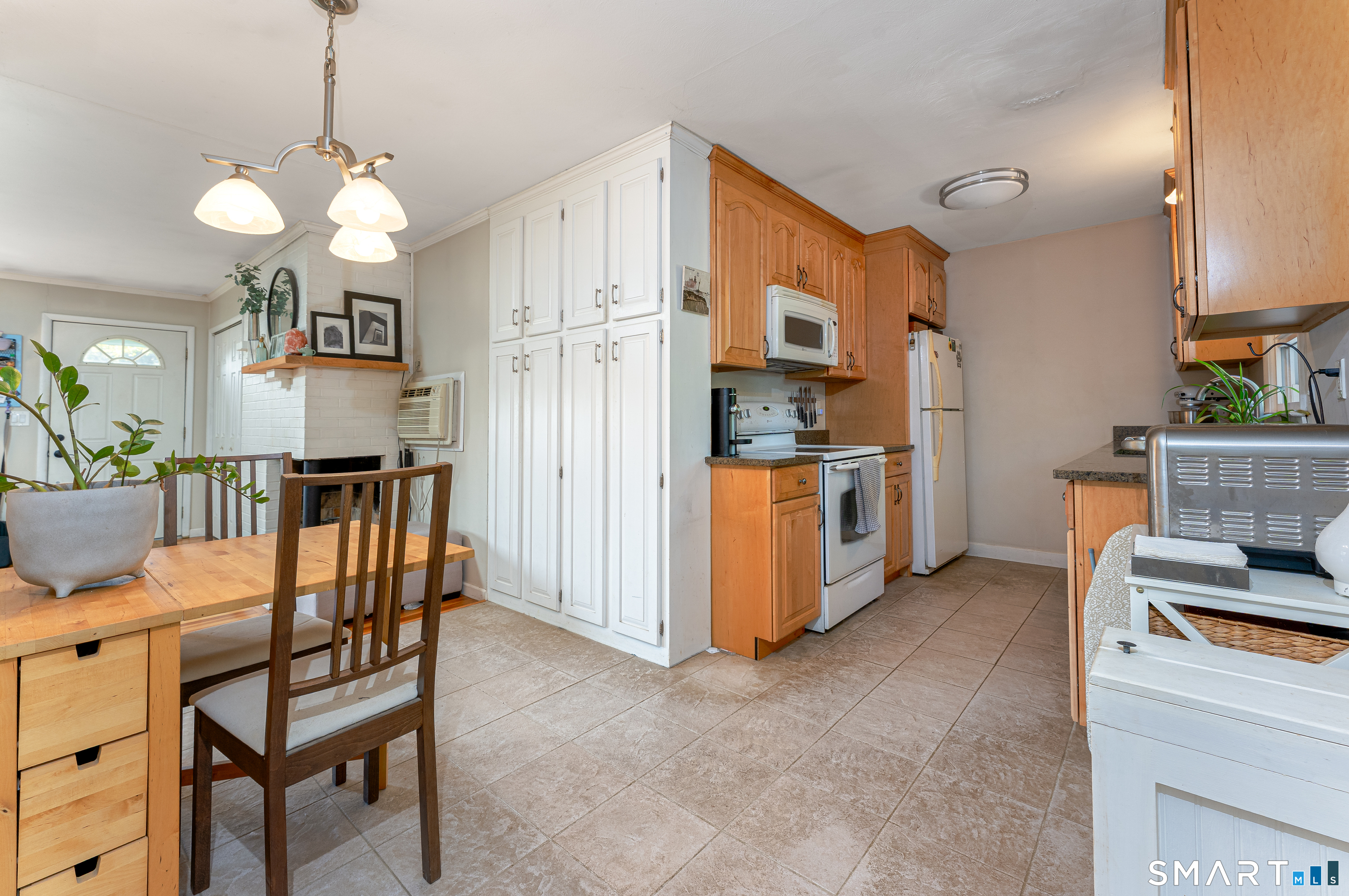 120 Crystal Street Wethersfield CT 06109