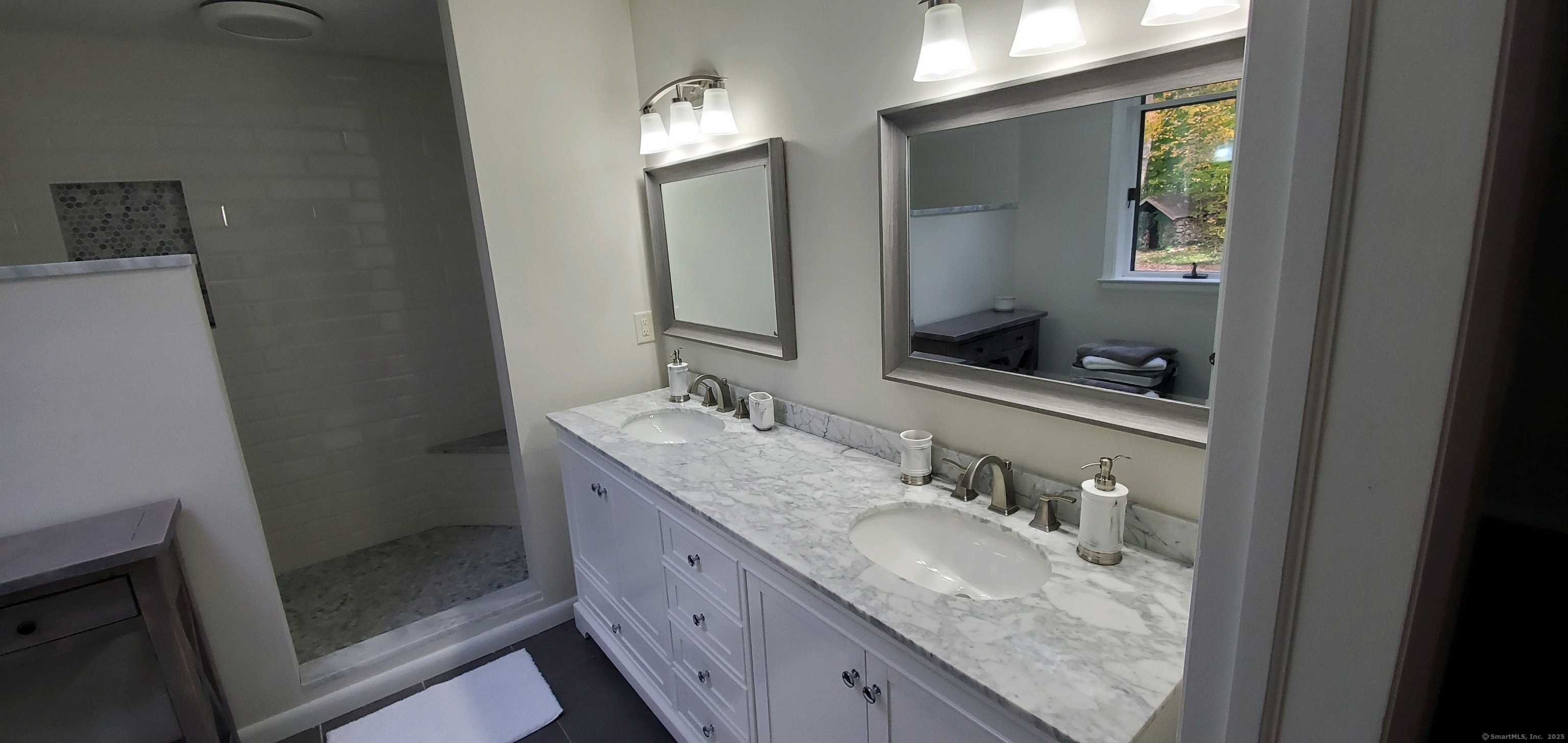 274 Riverside Drive Meriden CT 06451
