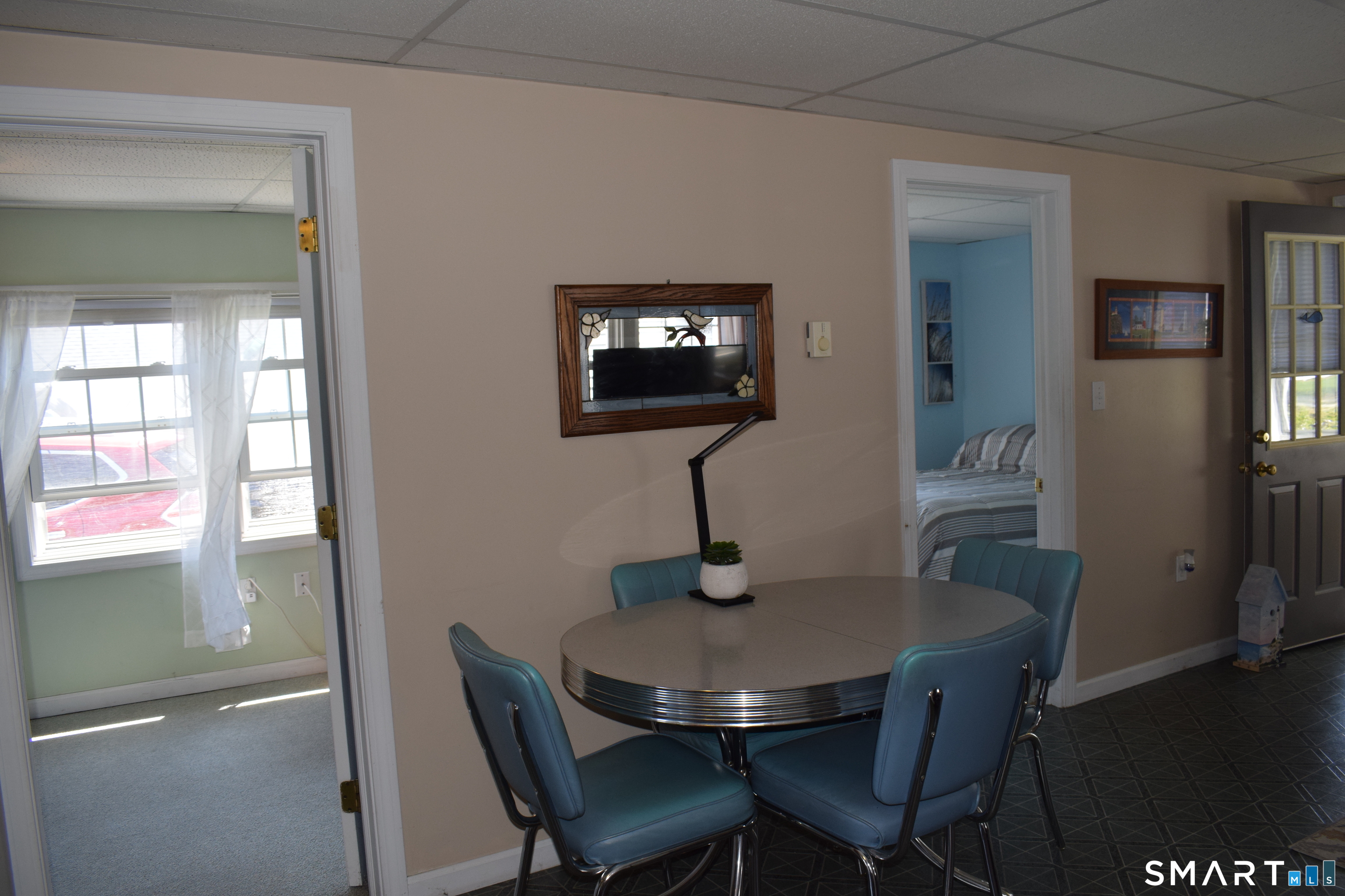 10 Hartford Avenue Old Lyme CT 06371