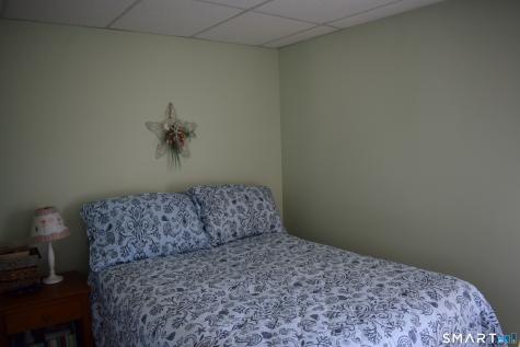 10 Hartford Avenue Old Lyme CT 06371