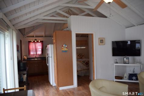 10 Hartford Avenue Old Lyme CT 06371