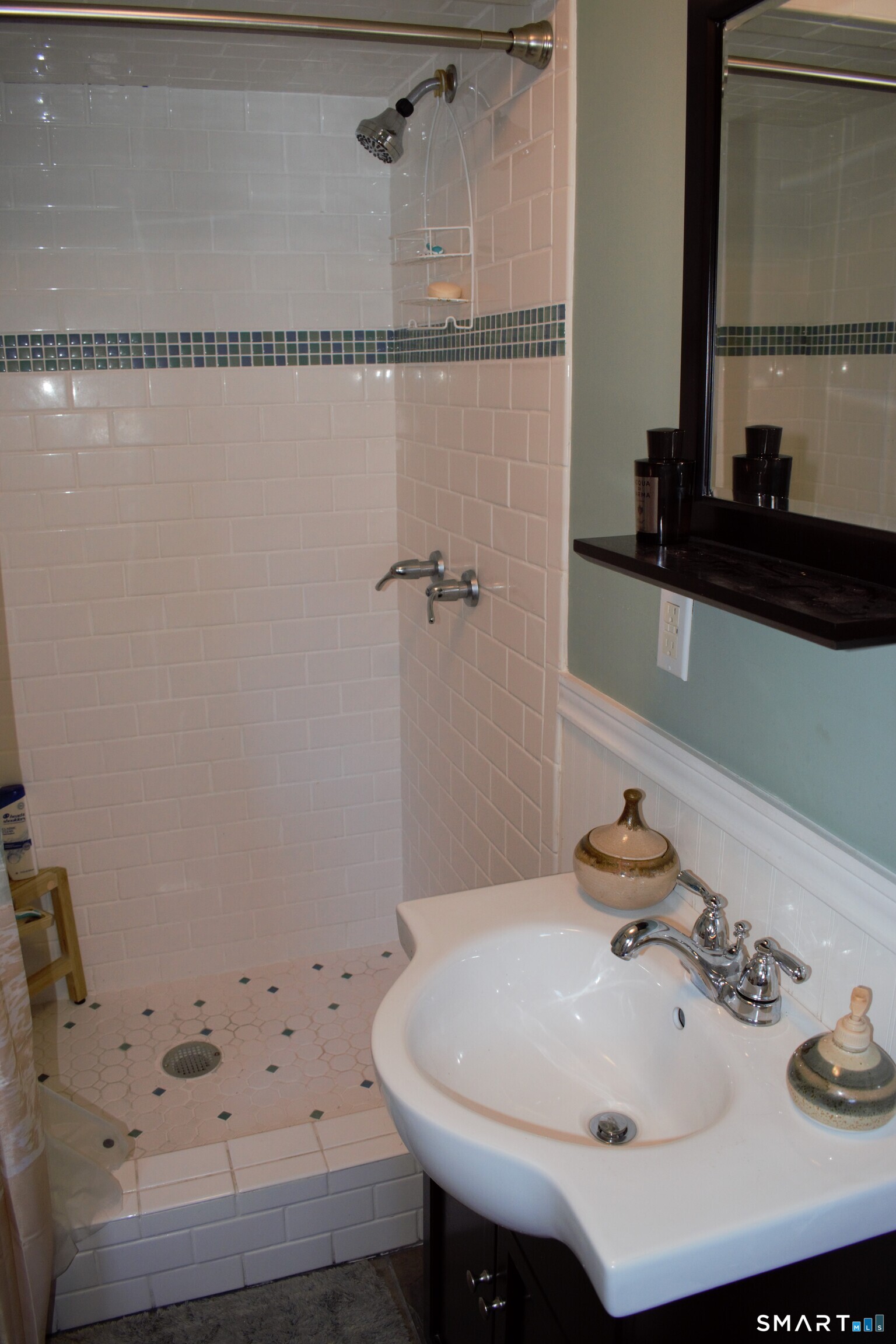 10 Hartford Avenue Old Lyme CT 06371