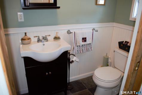 10 Hartford Avenue Old Lyme CT 06371