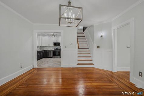 891 Bank Street New London CT 06320
