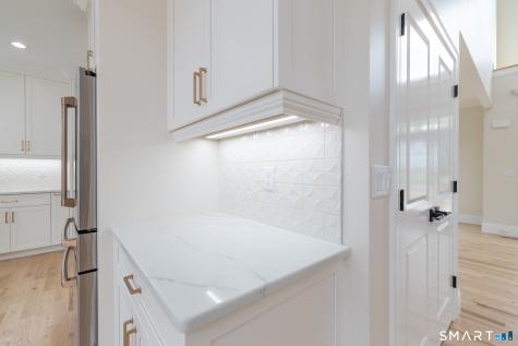 5 Steven Circle Farmington CT 06032