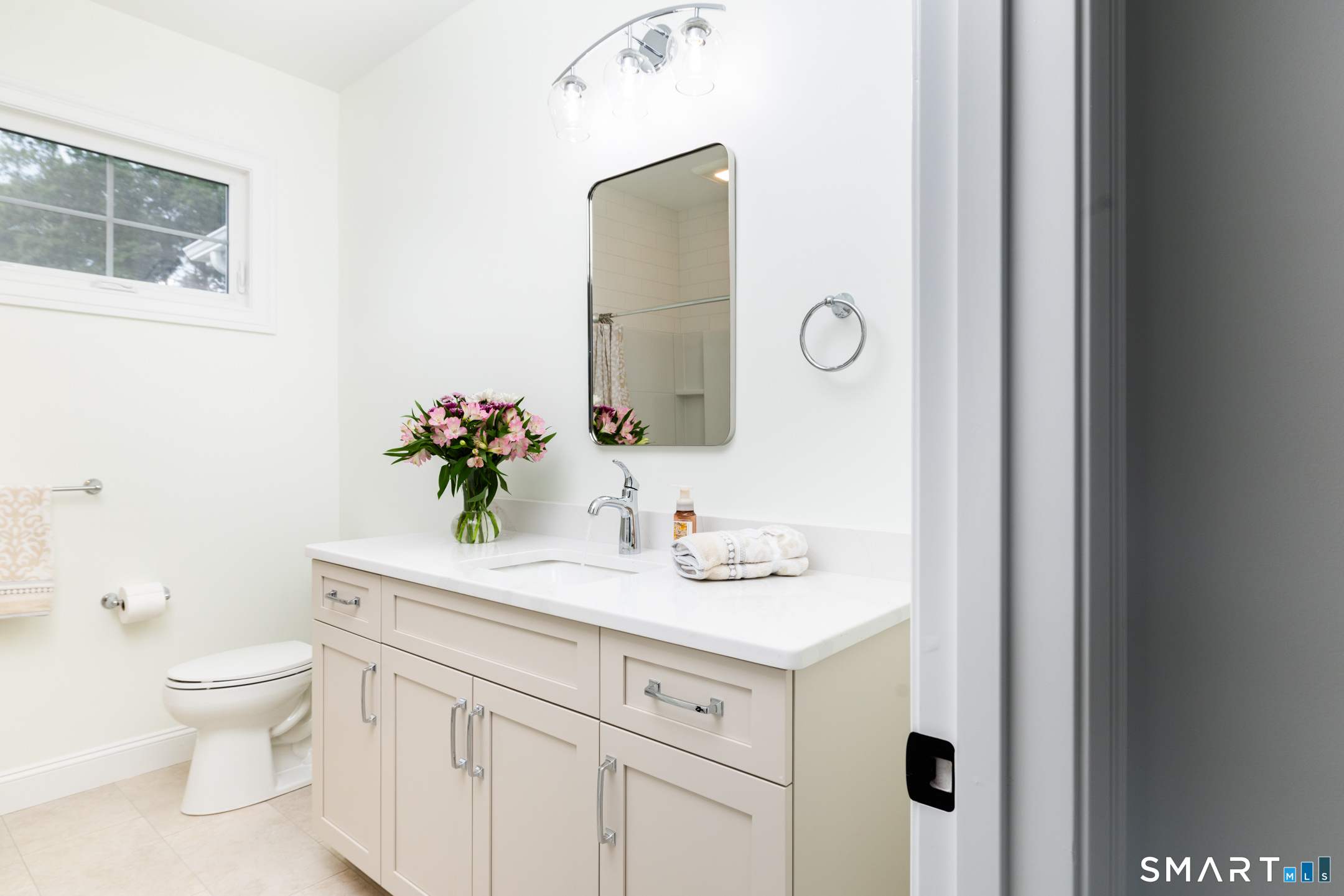 5 Steven Circle Farmington CT 06032