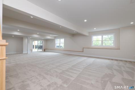 5 Steven Circle Farmington CT 06032