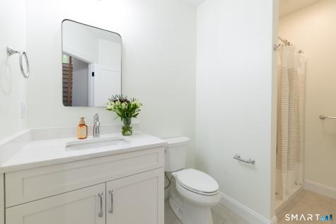 5 Steven Circle Farmington CT 06032