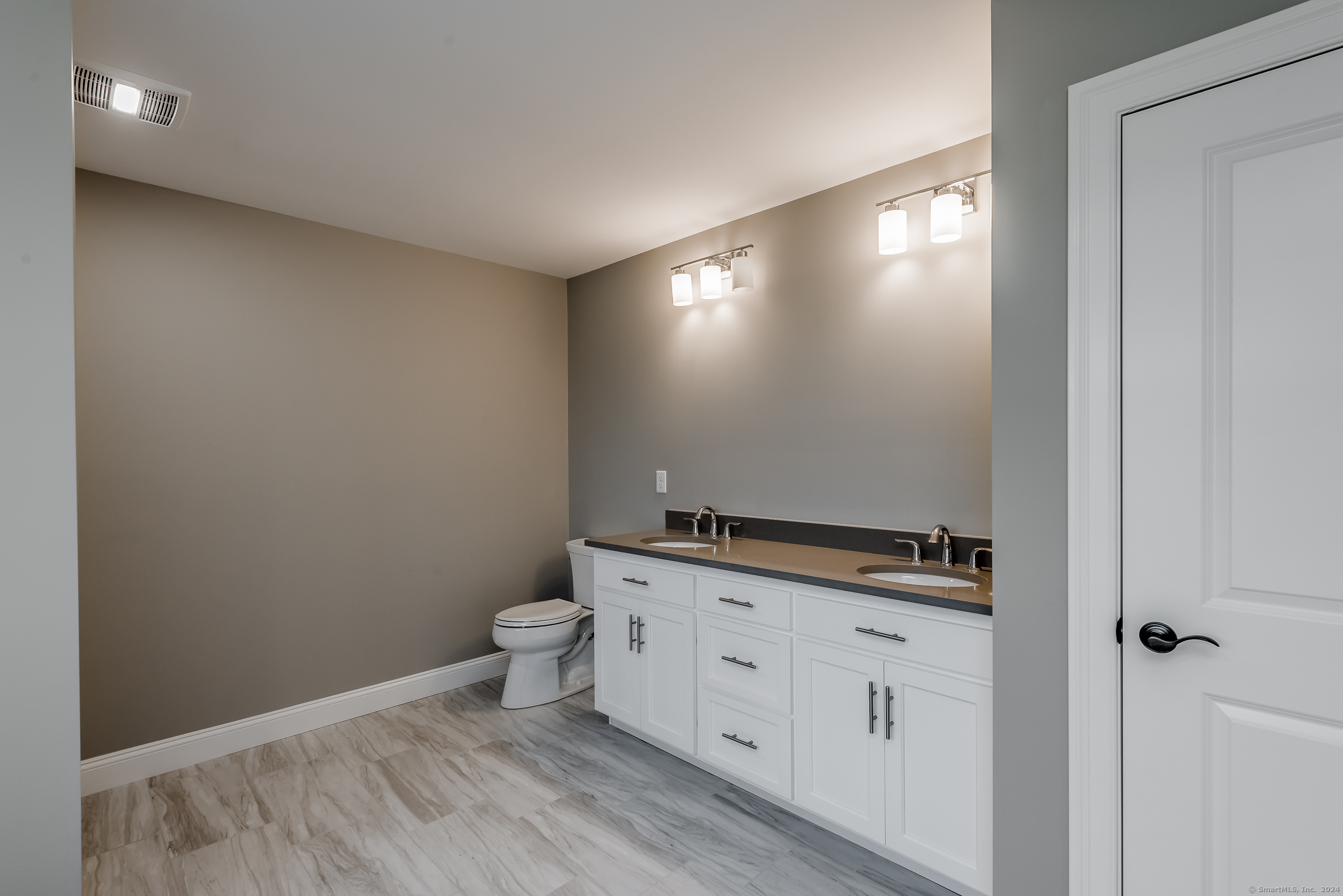 365 Hillstown Road Manchester CT 06040