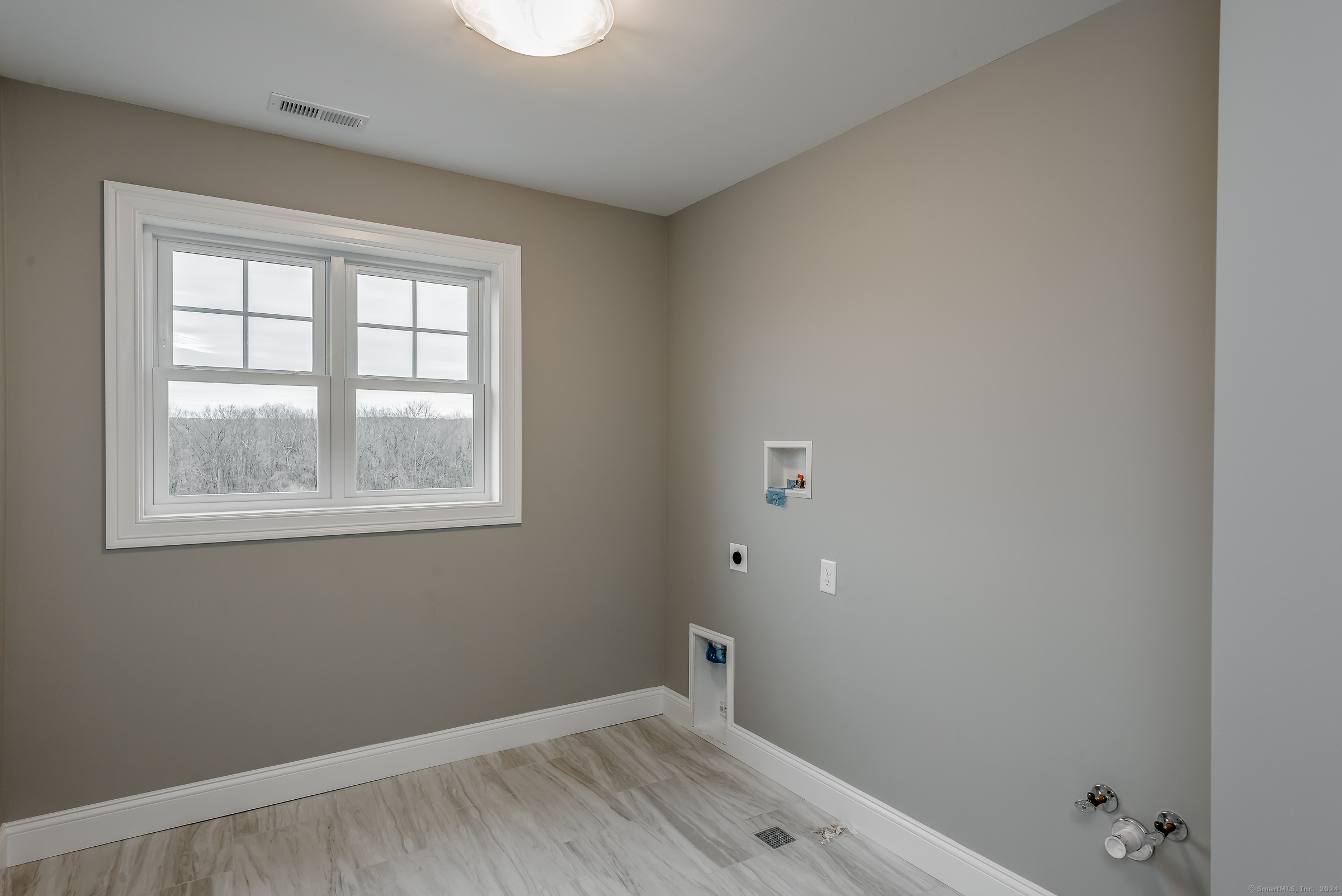 365 Hillstown Road Manchester CT 06040