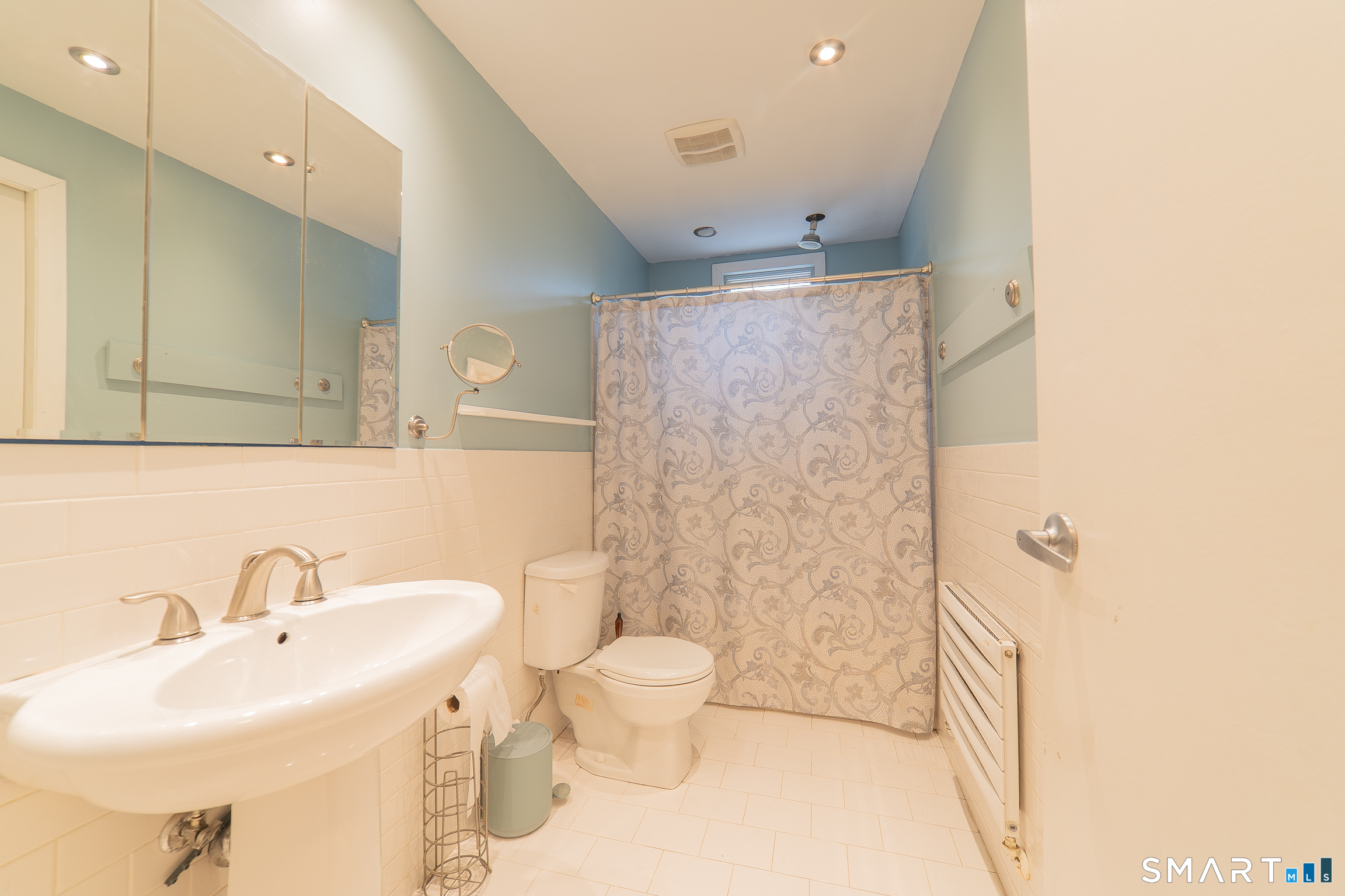 23 West Hill Terrace Naugatuck CT 06770