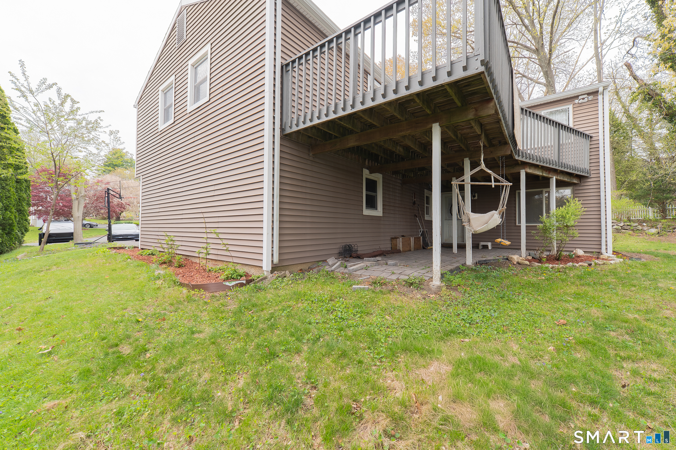 23 West Hill Terrace Naugatuck CT 06770