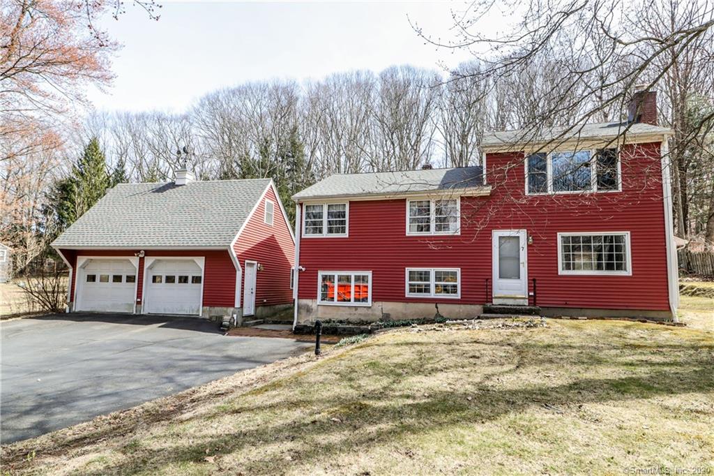 7 Sycamore Drive Newtown CT 06470
