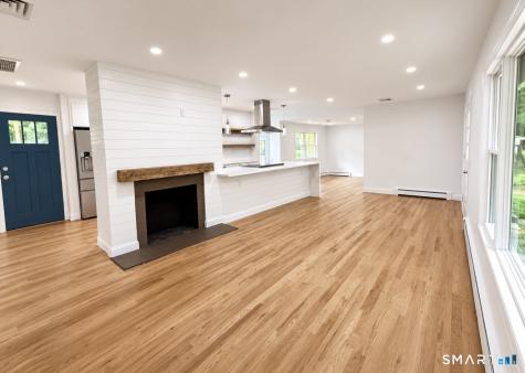 106 Glenwood Road Clinton CT 06413