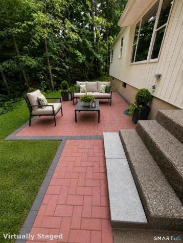 106 Glenwood Road Clinton CT 06413