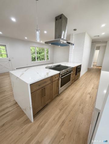 106 Glenwood Road Clinton CT 06413